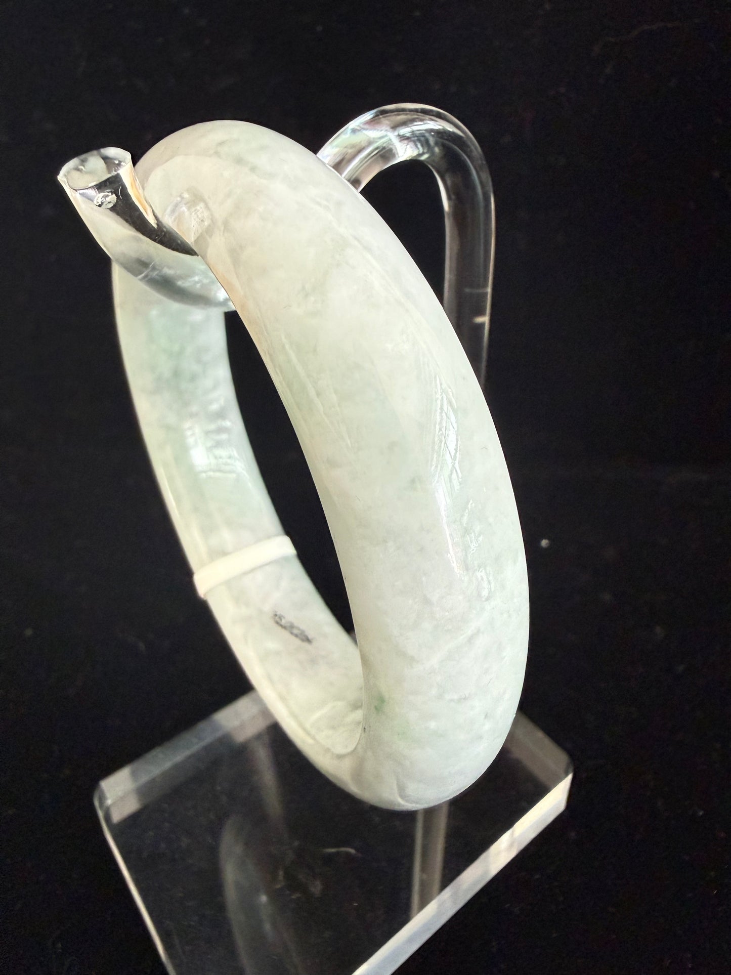 460. Light grey with Misty Green Overtone Jade bangle