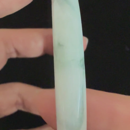 505. White with dark green ink veins thin jade bangle video