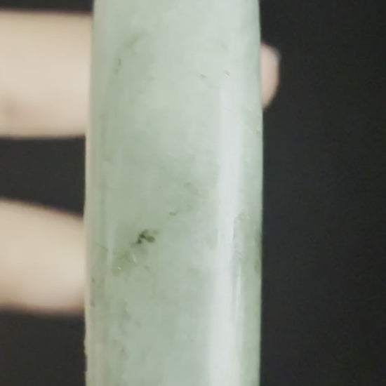 520. Grey-green mottled thin jade bangle video