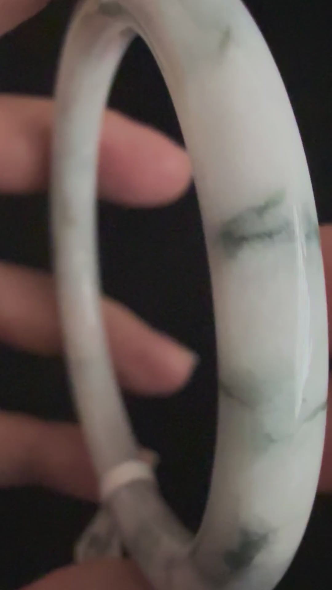 491. White with blue-grey veins thin jade bangle video
