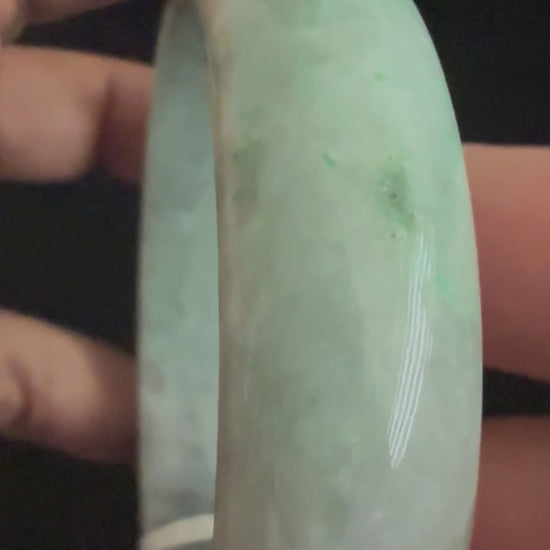 488. Pale mint green chunky jade bangle video