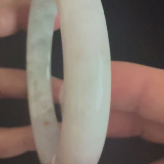 543. White lavender with pale green jade bangle video