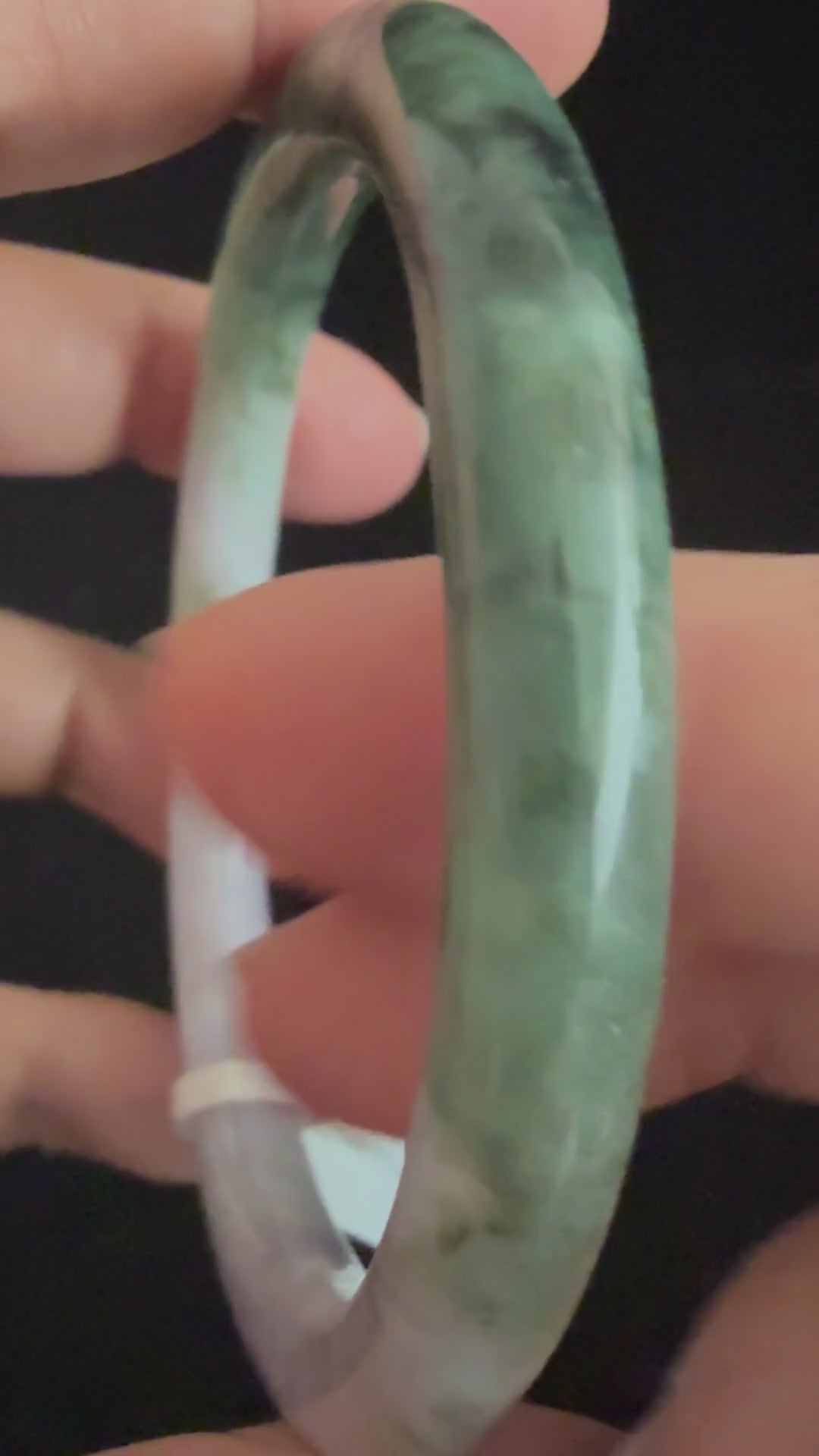 477. Lavender and deep green thin jade bangle video